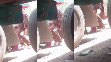 Lorry idukkil vaithu driver seitha sex shorts reels mms