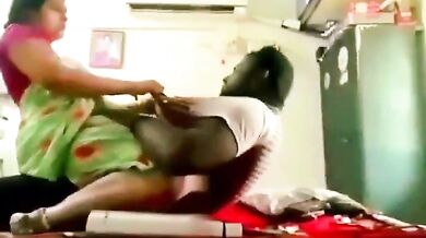 Nee padu pudavai thookitu ukanthu adikiran latest clip