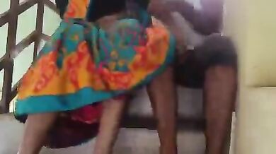 Padikattil Velaikari ukkara vachi thadavum blowjob latest tamil scandal