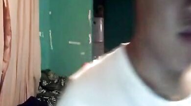 Parents ilatha nerathil kathalaiyai azhaithu sex video edukum kathalan