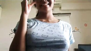 Sodabutti ponnu boobs sappi sugam anuabvitha kama video