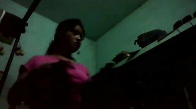 Dress change seiyumbothu than nirvana udambai padam