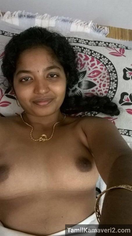 பற்பல பெண்களின் இளம் படங்கள்