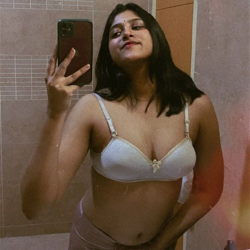 சென்னை பொண்ணு காமத்தில் சிறந்த செக்ஸ் போட்டோ எடுத்த